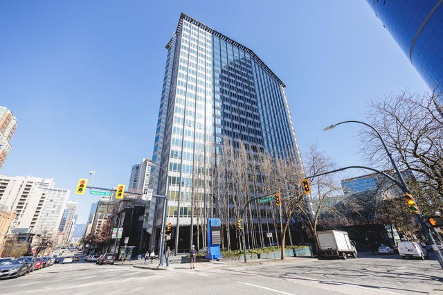 1307 - 989 Nelson Street