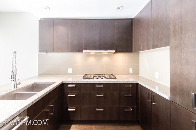309 - 3008 Glen Drive