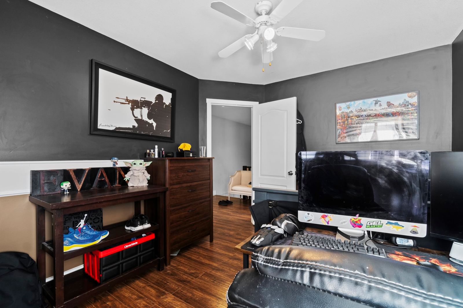 Listing Image 19