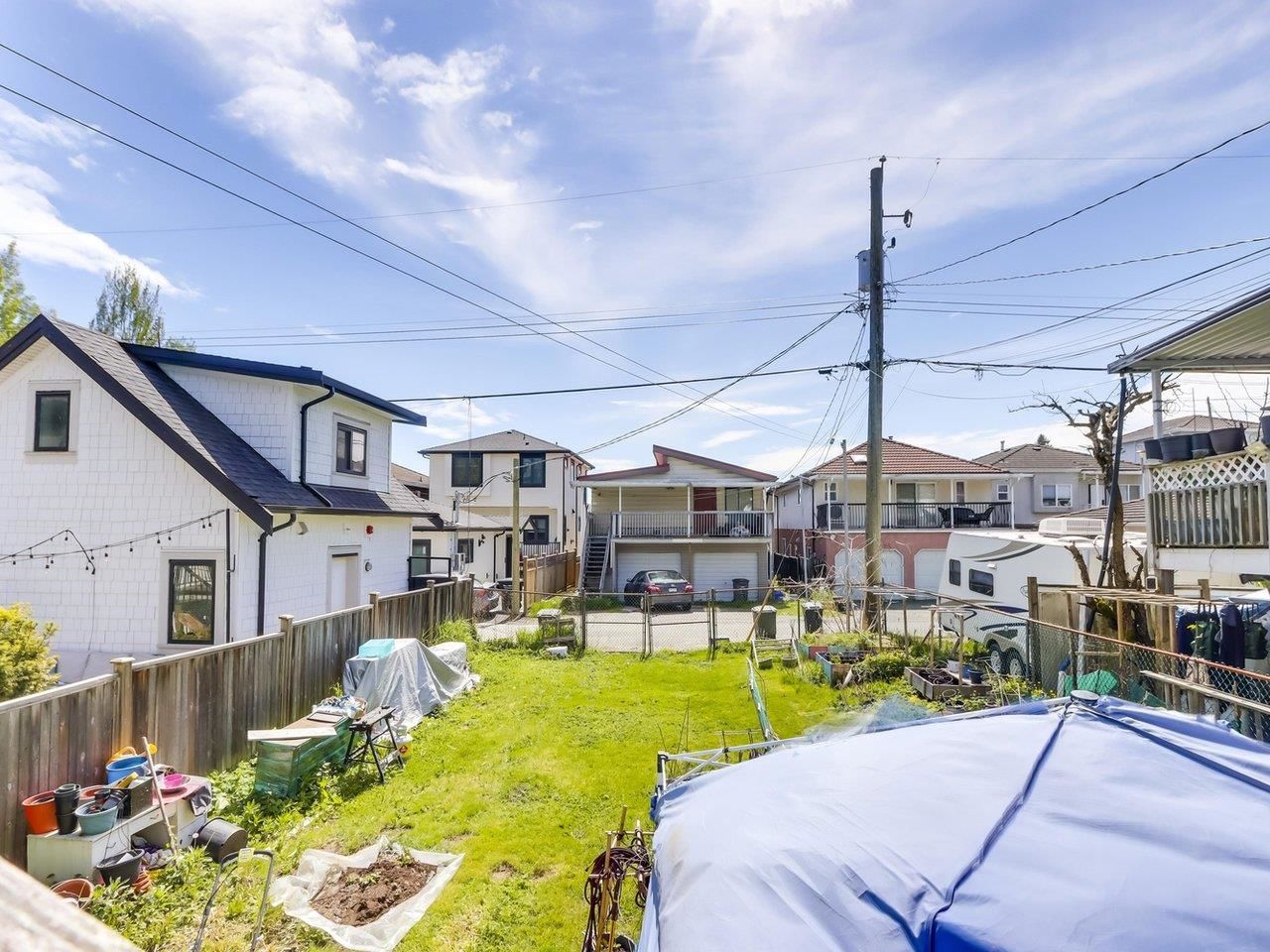 Listing Image 14