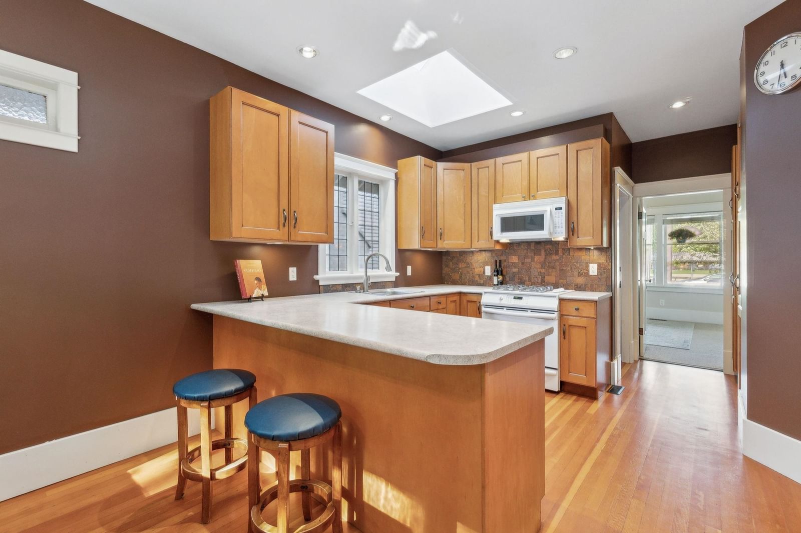 Listing Image 21