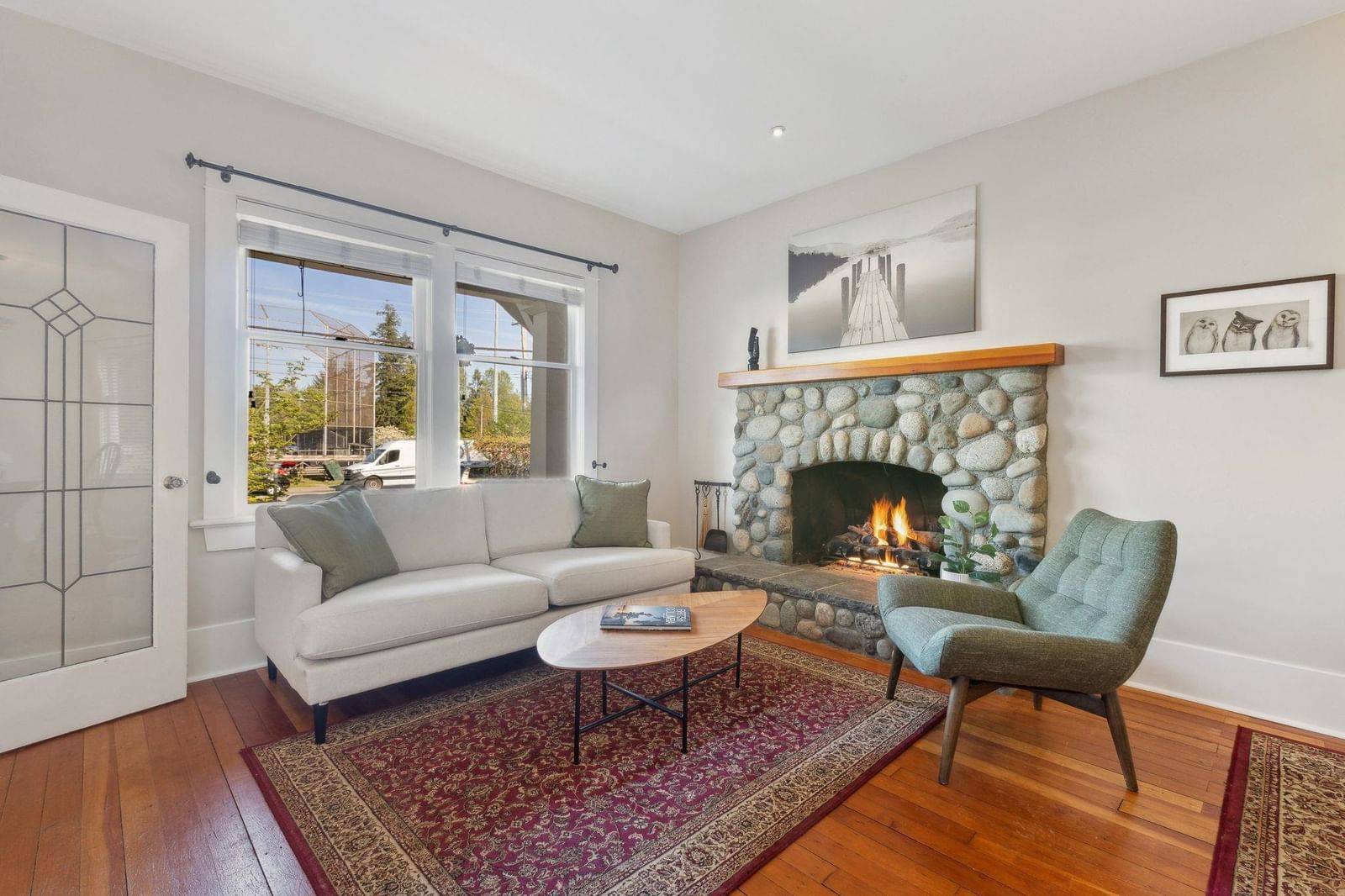 Listing Image 9