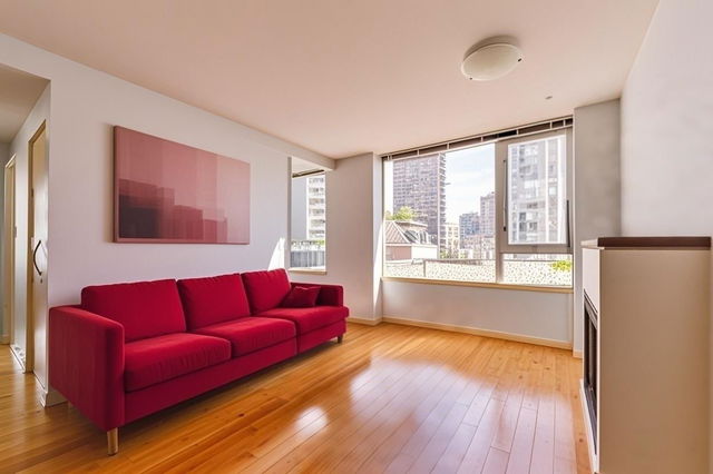 506 - 822 Seymour Street