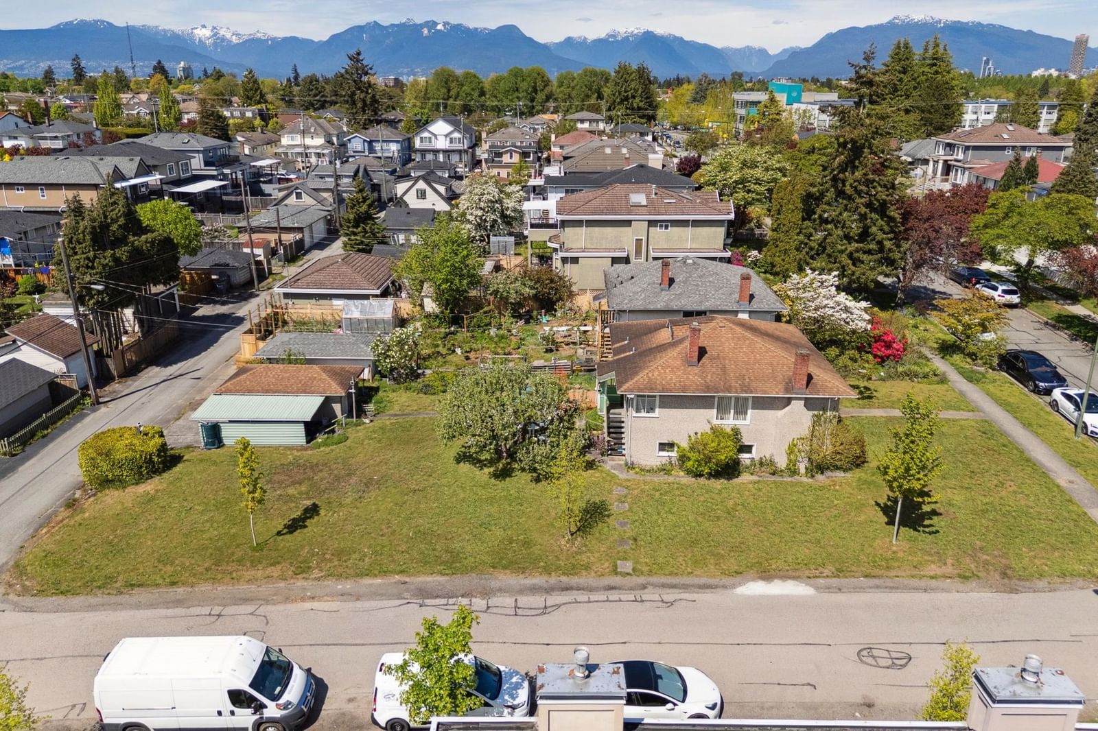 Listing Image 13