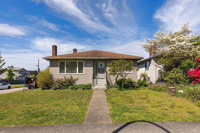6687 Killarney Street