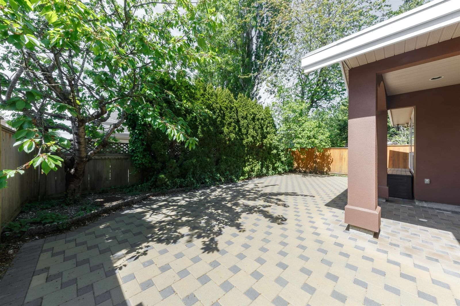 Listing Image 33
