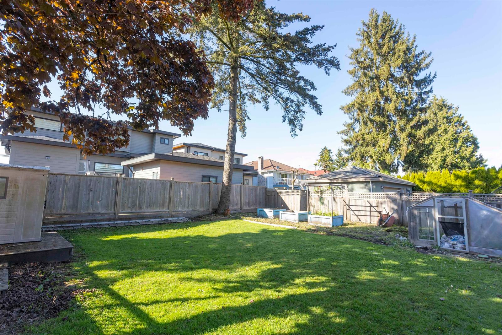 Listing Image 18