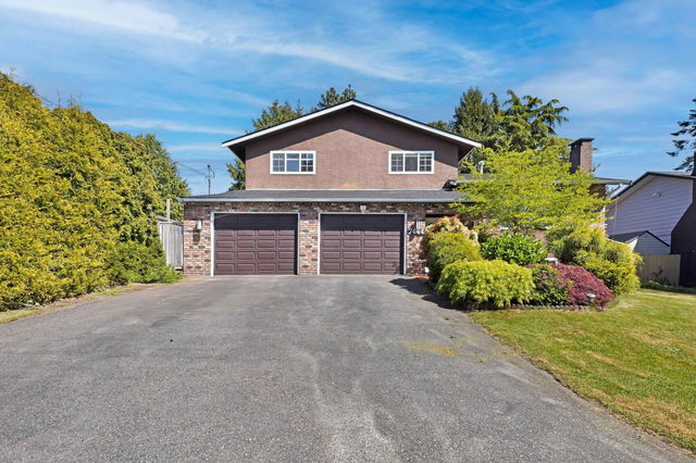 7444 Minster Drive