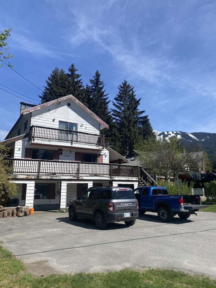 Listing Image 1