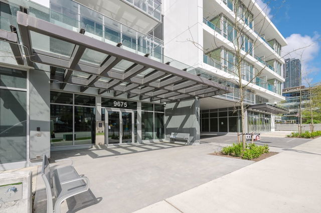 809 - 9675 King George Boulevard