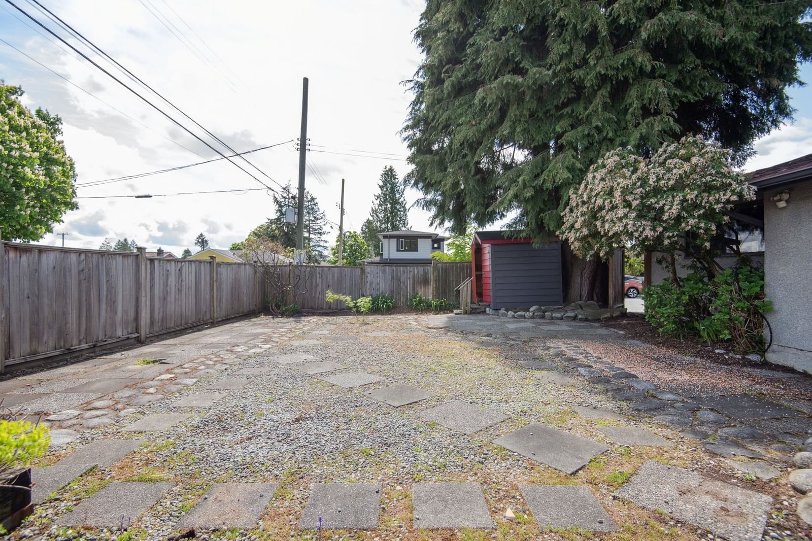 Listing Image 26