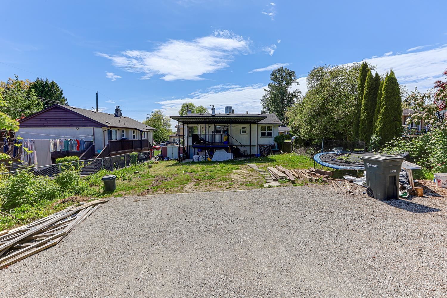 Listing Image 15