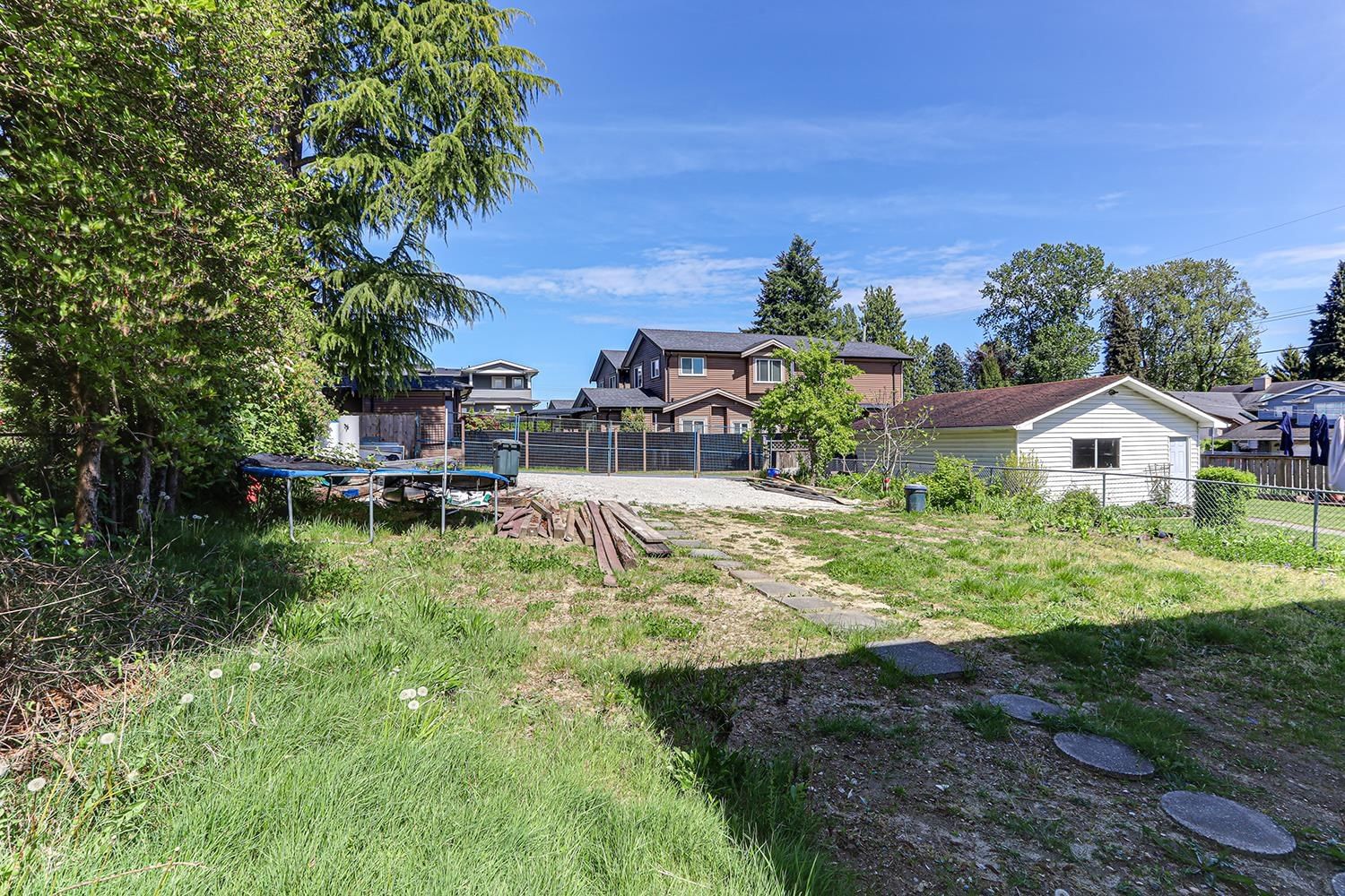 Listing Image 16