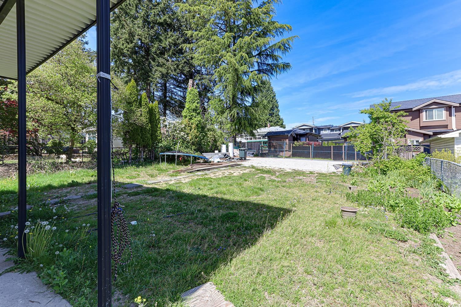 Listing Image 17