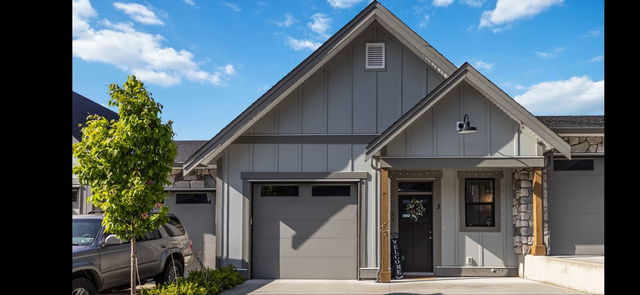 3 - 47203 Vista Place