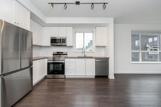 214 - 15738 85 Avenue