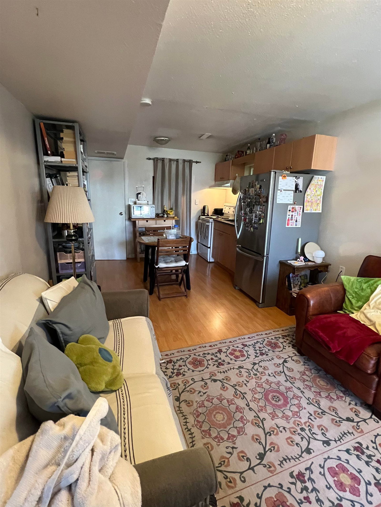 Listing Image 19