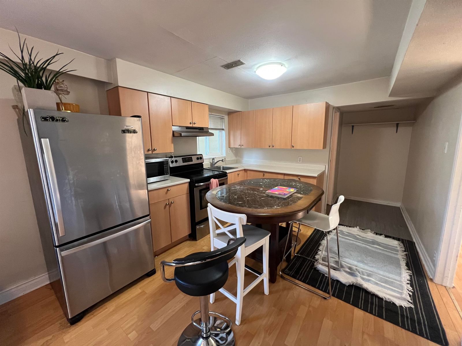 Listing Image 31