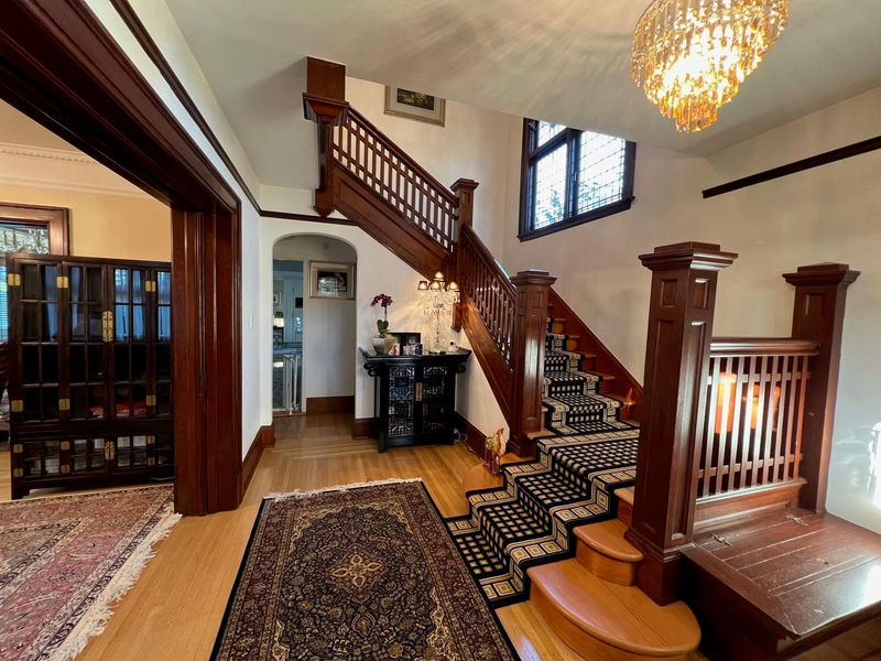 Image of home for listing MLS® R2999606