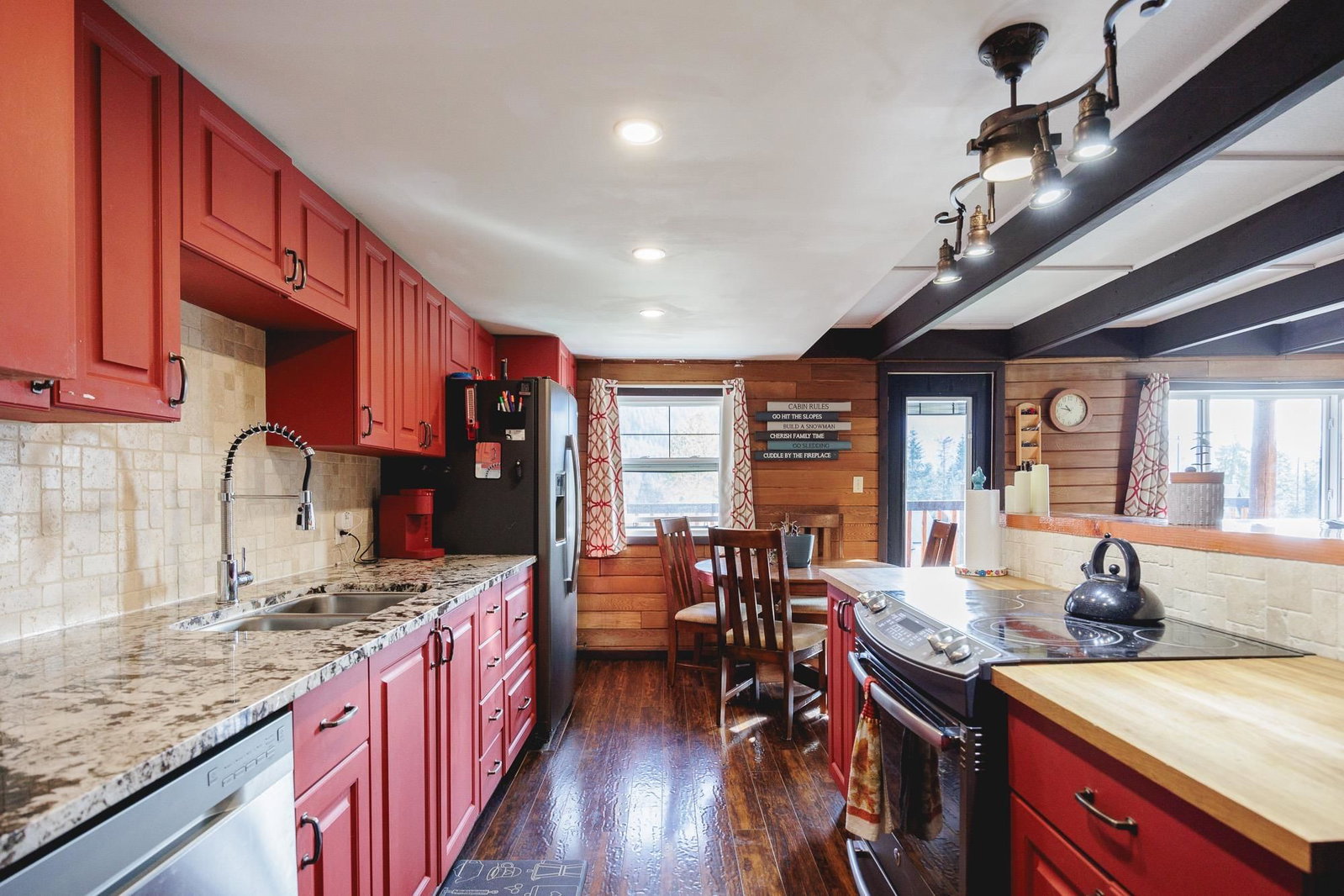 Listing Image 9