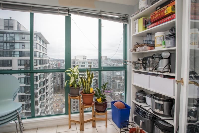 Listing Image 11