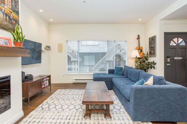 819 7th Avenue W