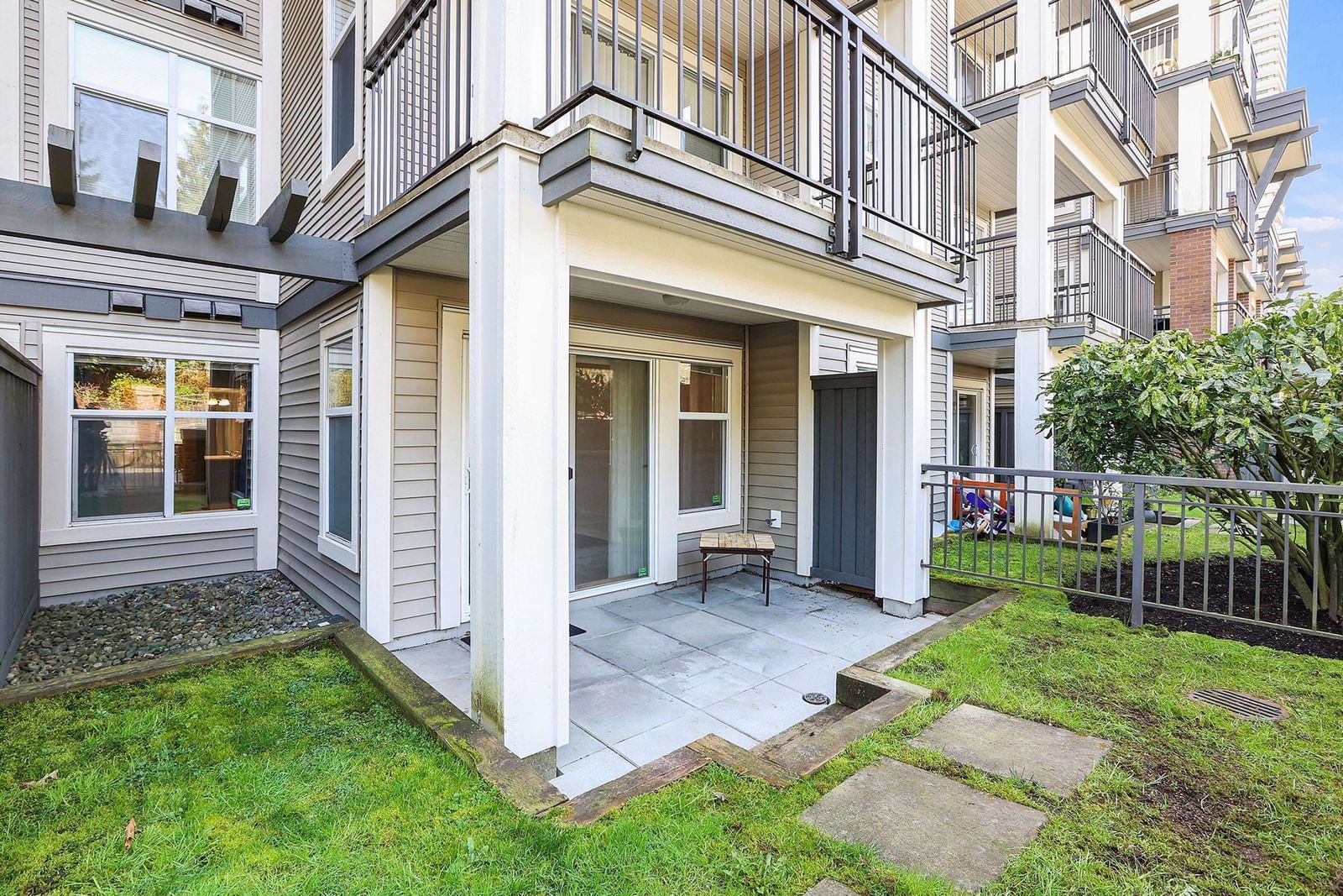 Listing Image 19