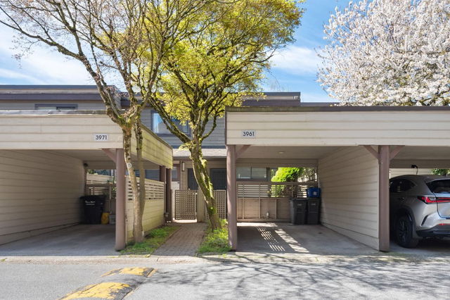 3961 Springtree Drive