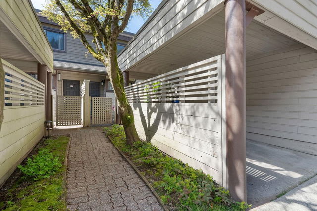 3961 Springtree Drive