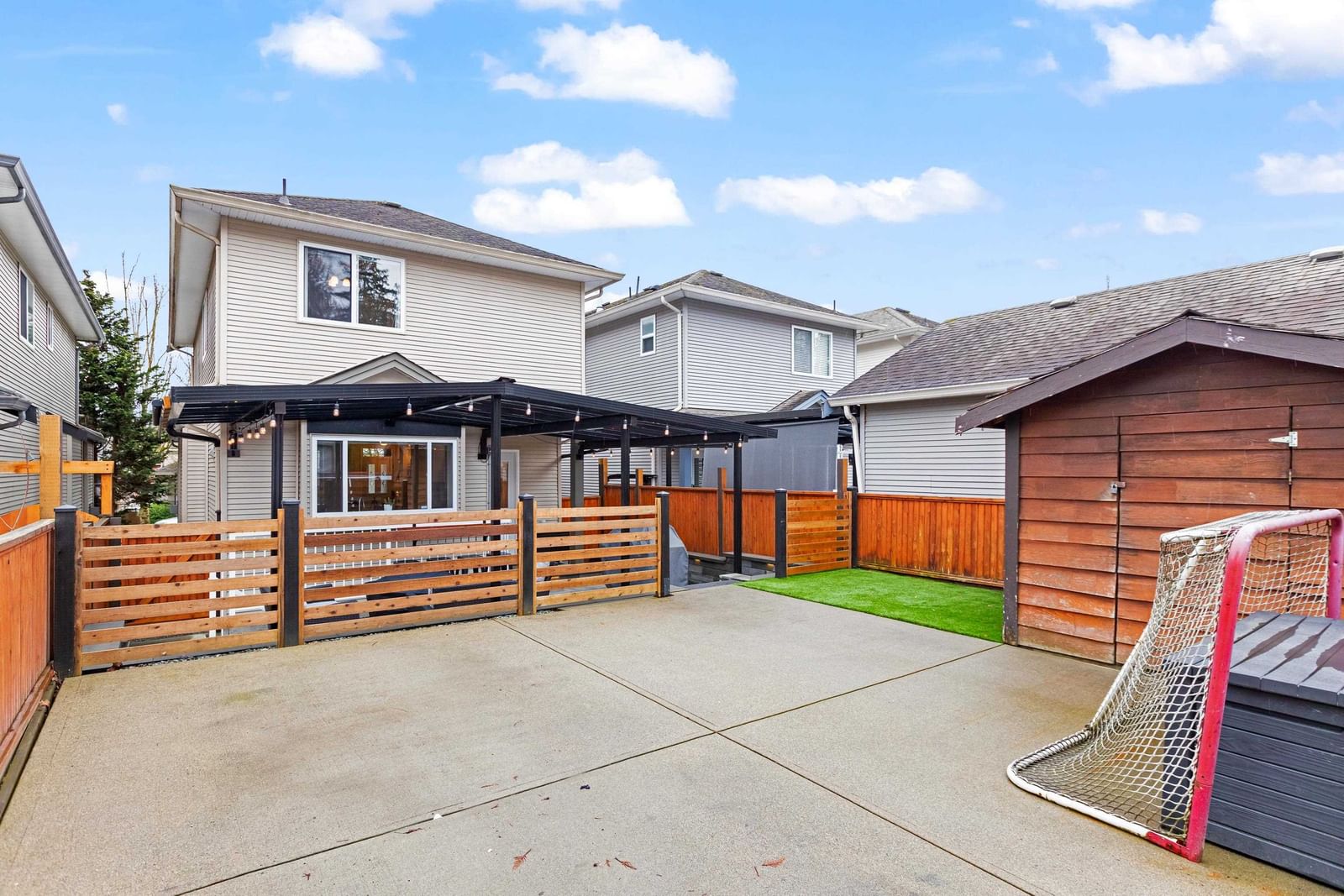 Listing Image 10