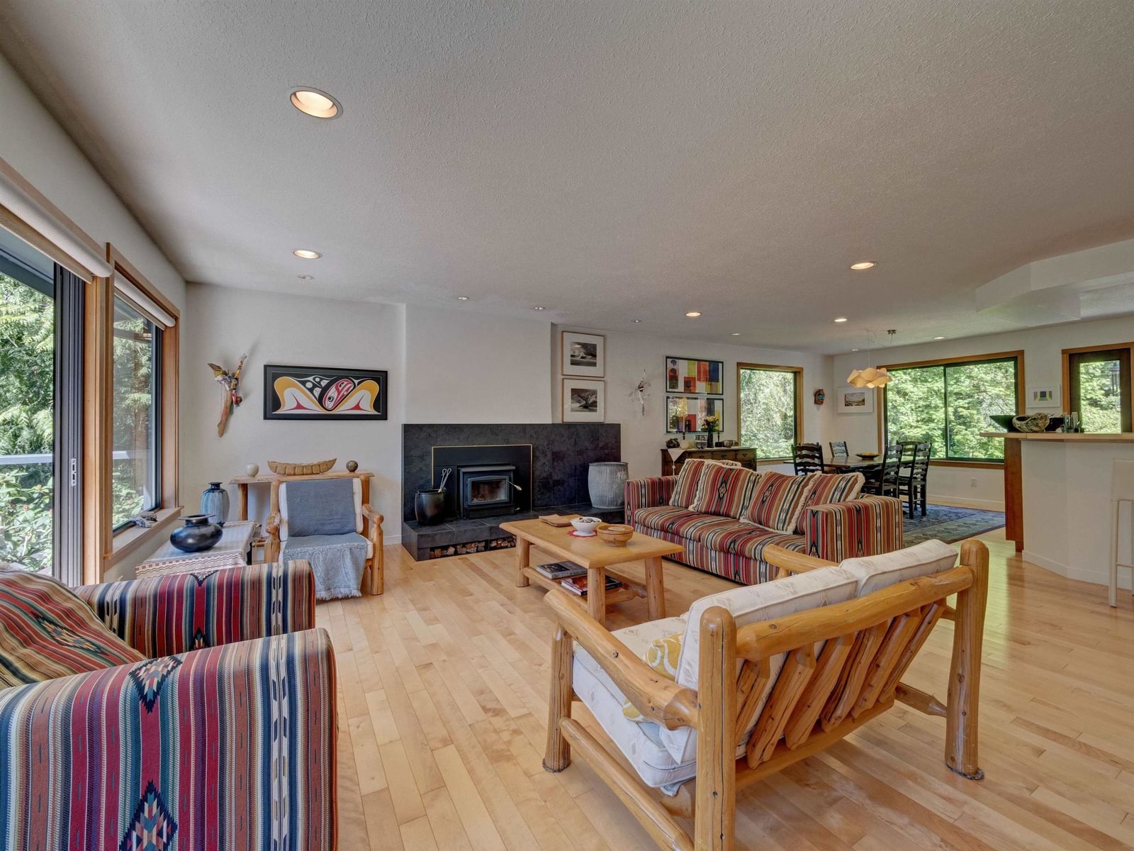 Listing Image 5