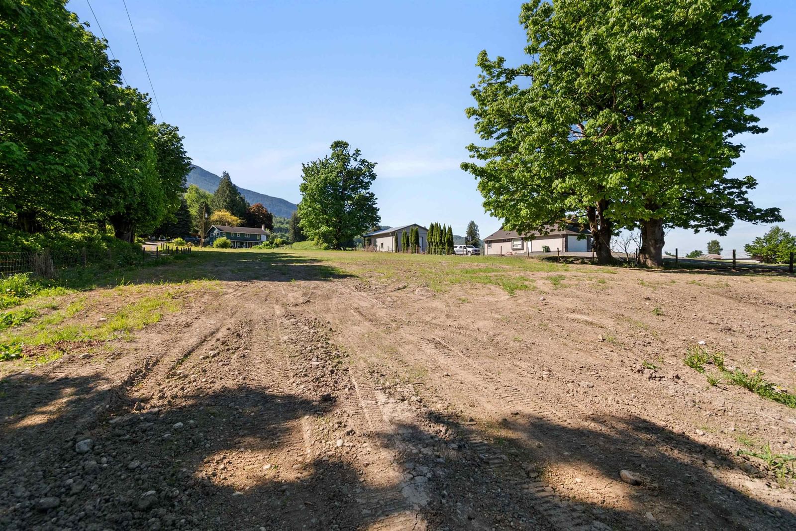 Listing Image 8