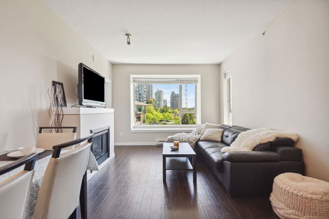 403 - 4728 Dawson Street