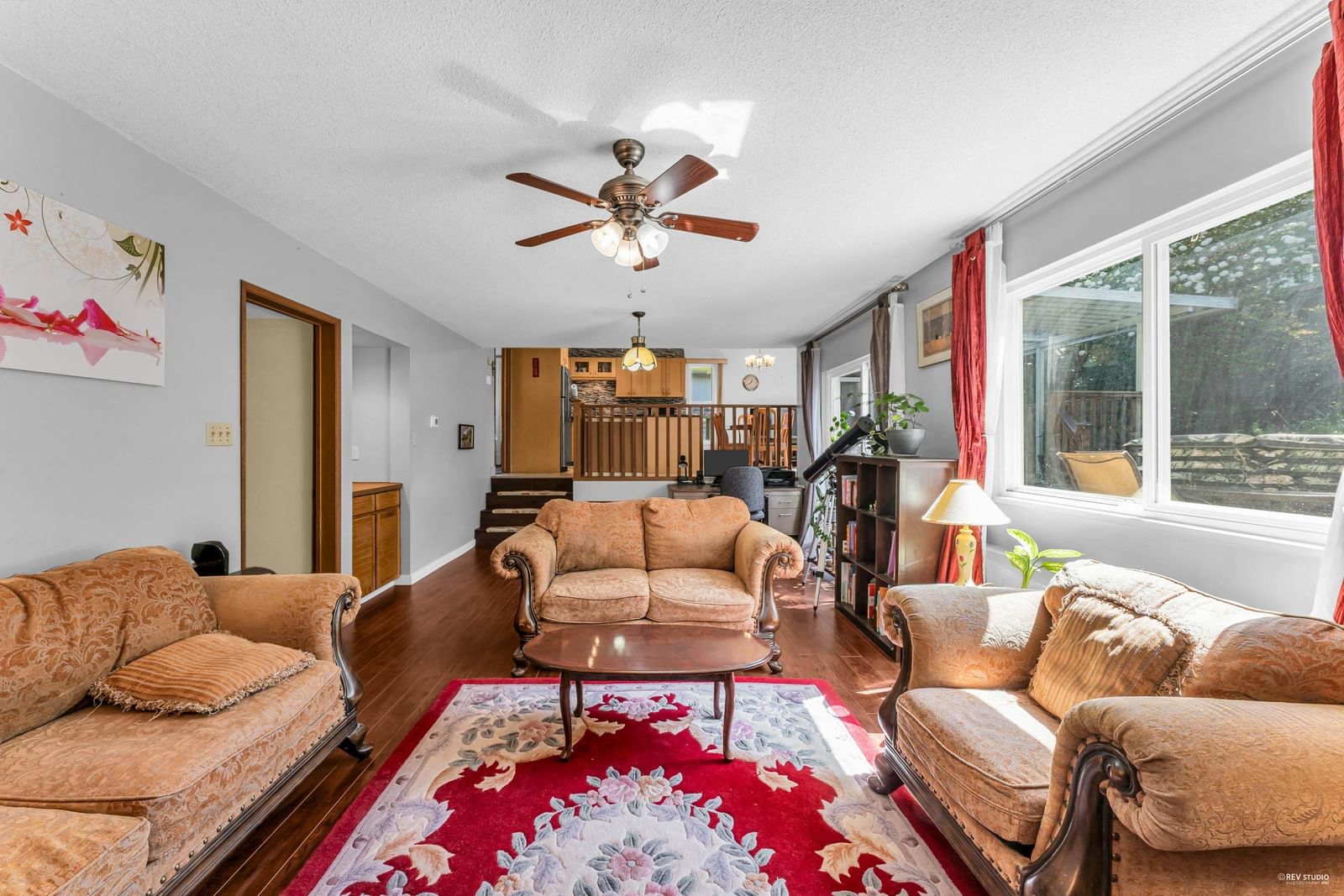 Listing Image 12