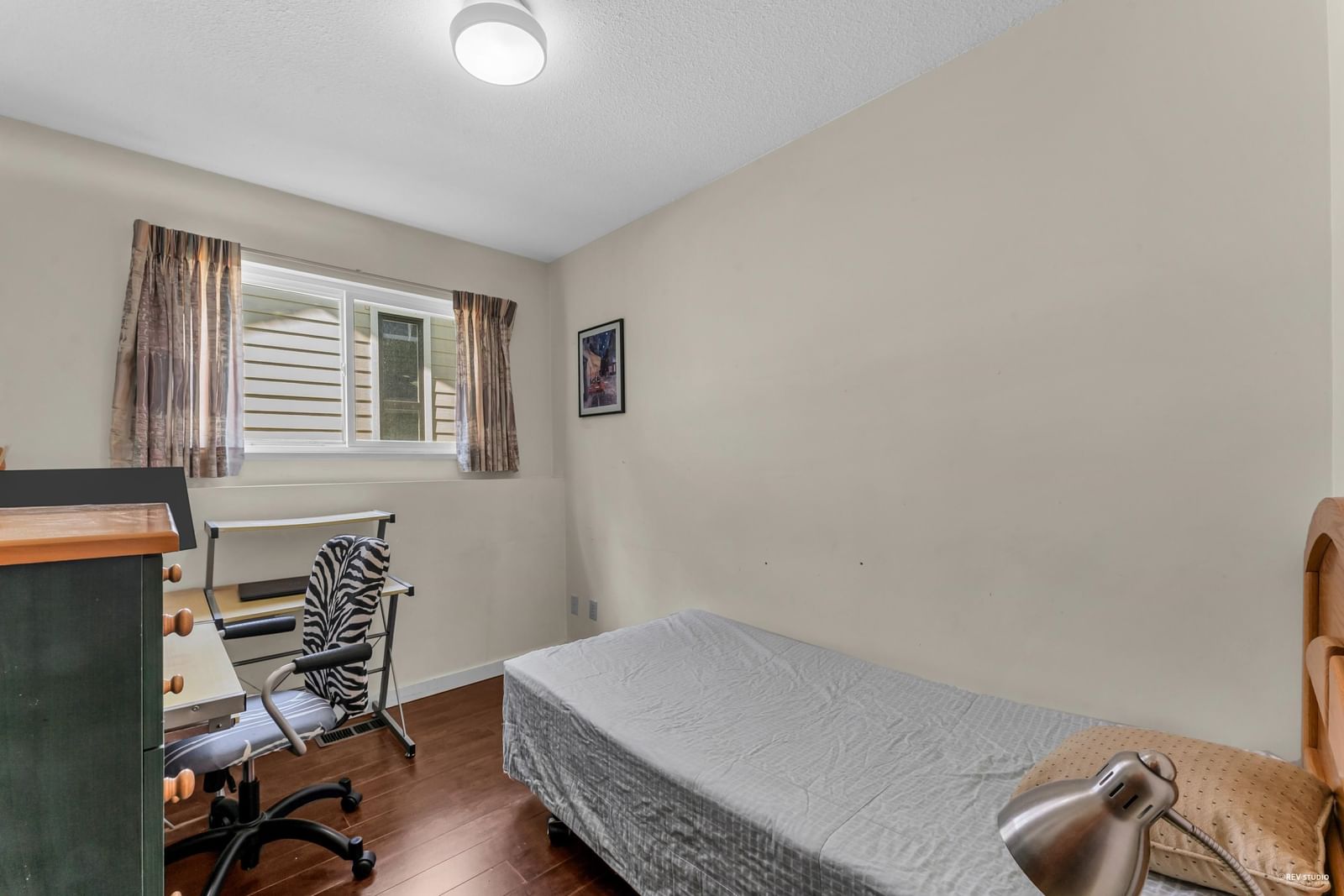 Listing Image 17
