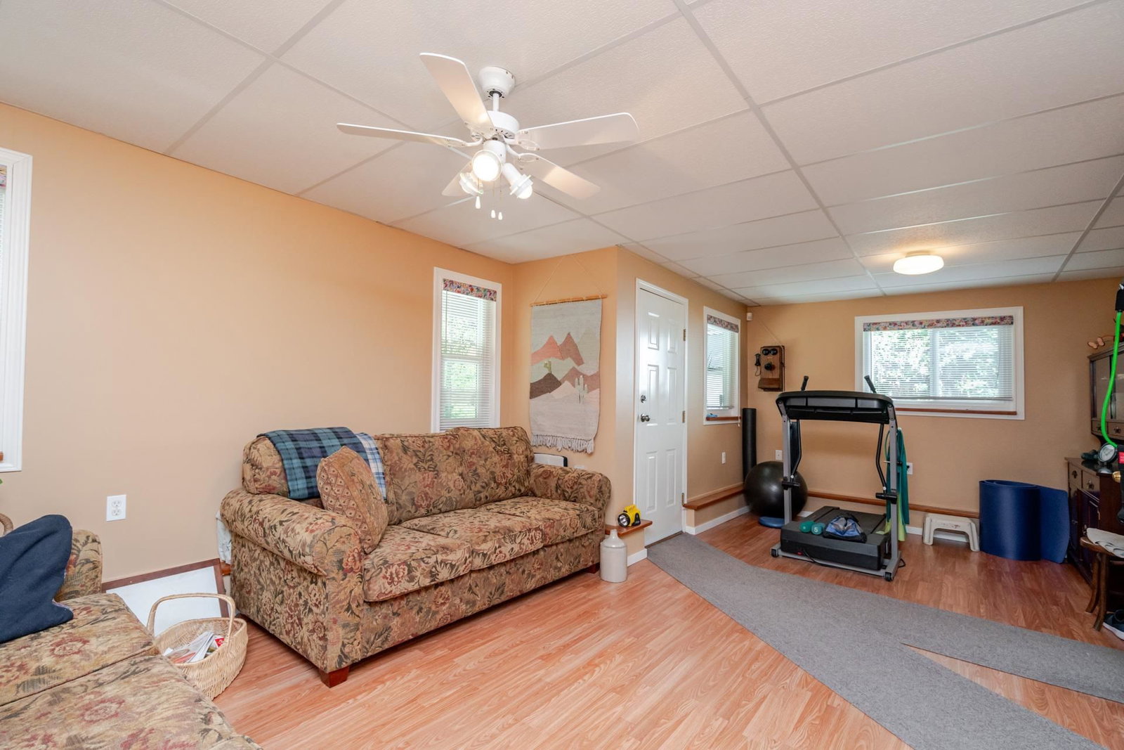 Listing Image 25