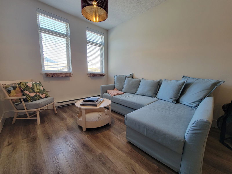 305 - 7330 Arbutus Street, Pemberton, V0N 2L1 | Image 2