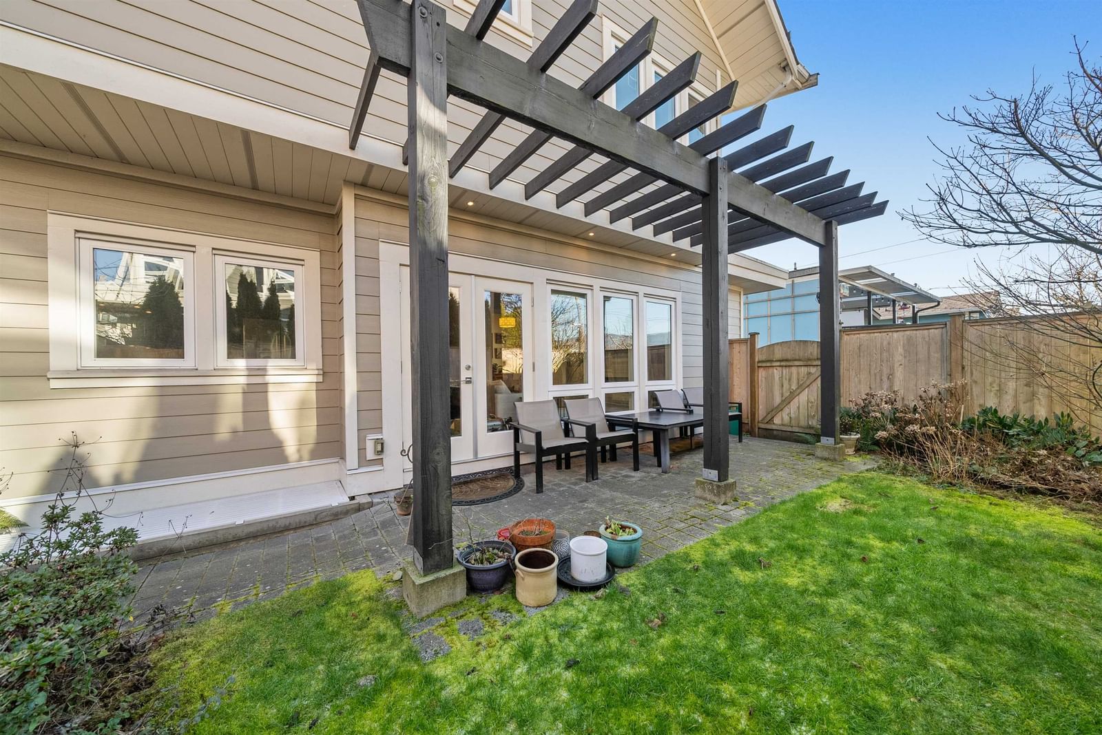 Listing Image 9