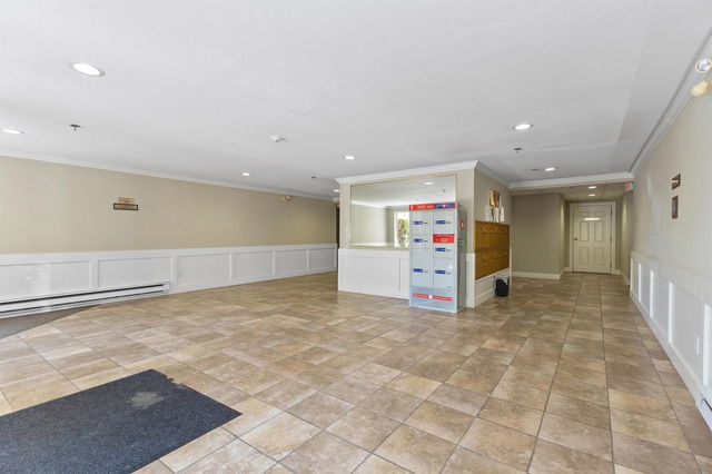 211 - 2130 Mckenzie Road