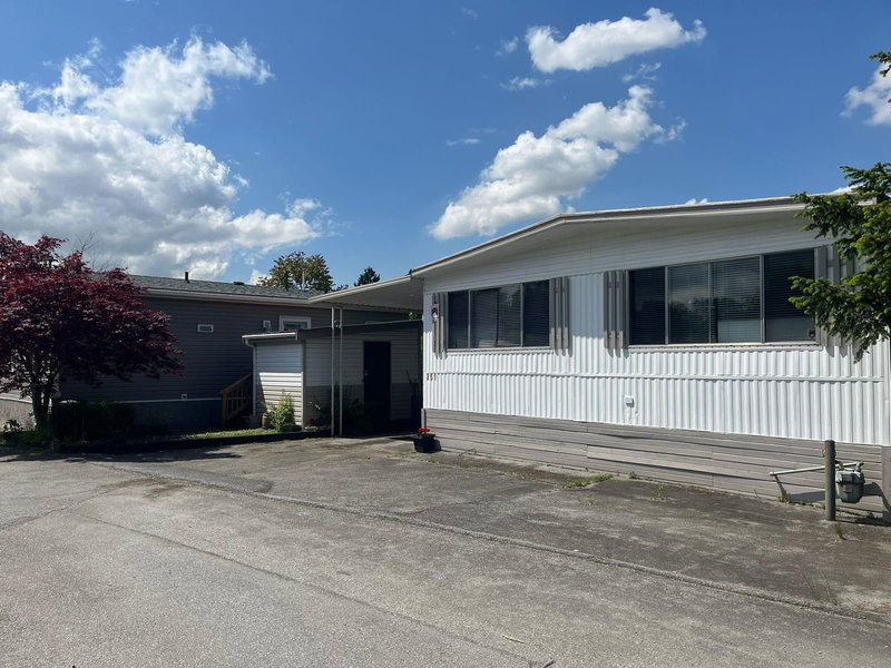 251 - 201 Cayer Street, Coquitlam, V3K 5A9 | Image 3