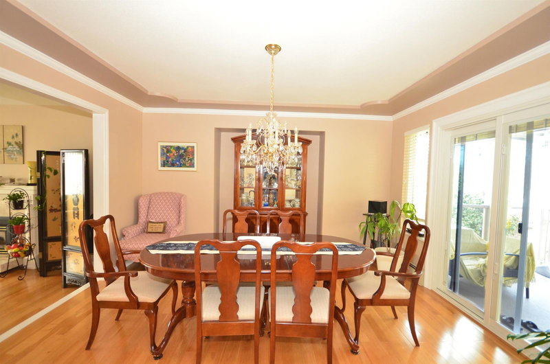 7470 Almond Place, Burnaby, V3N 4V5 | Image 3