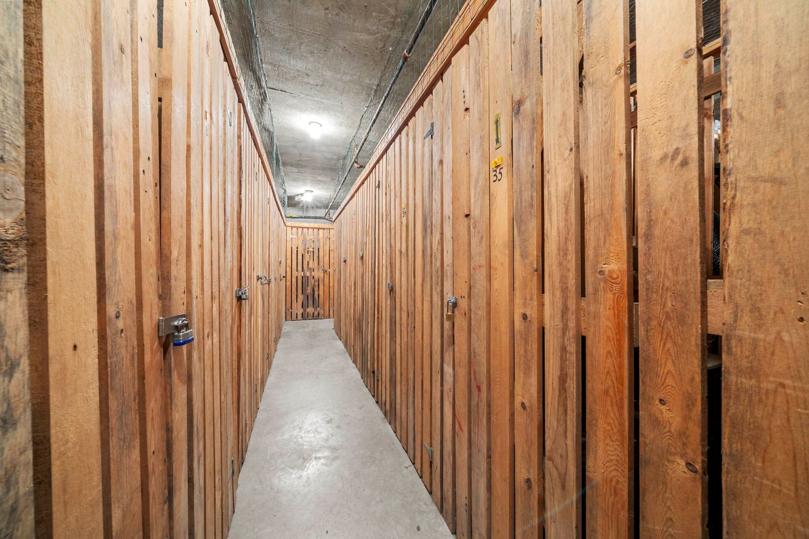 Listing Image 31