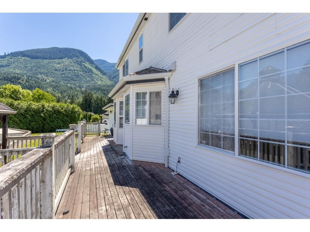 Listing Image 18