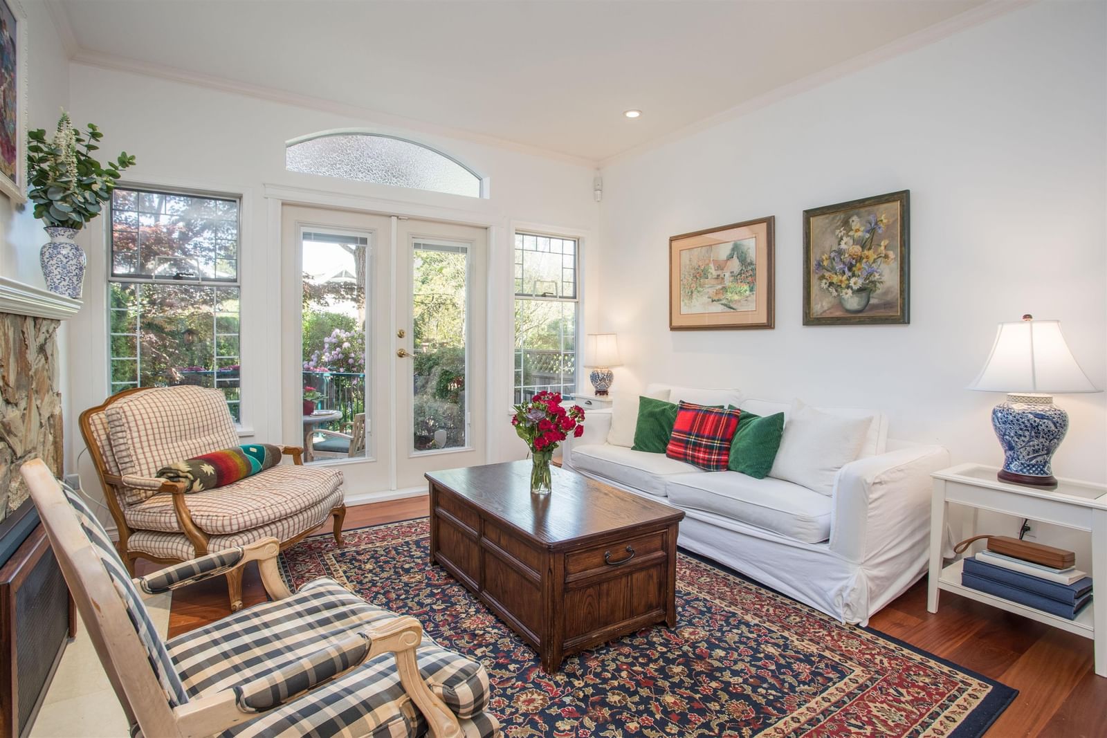 Listing Image 11