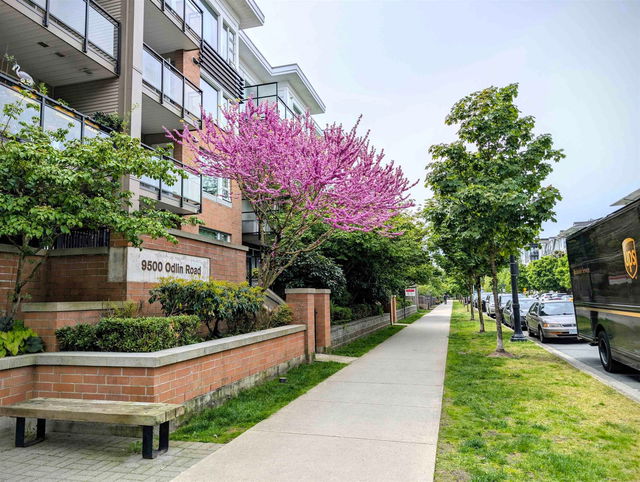 235 - 9500 Odlin Road