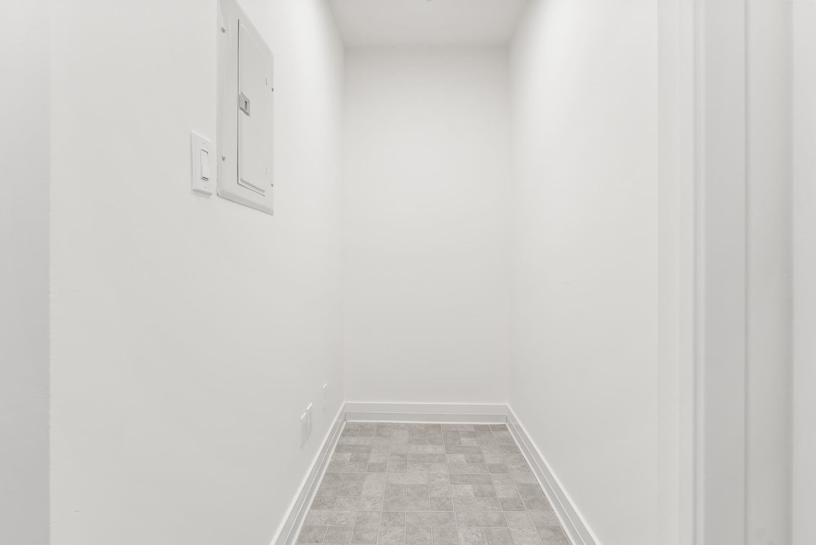Listing Image 30