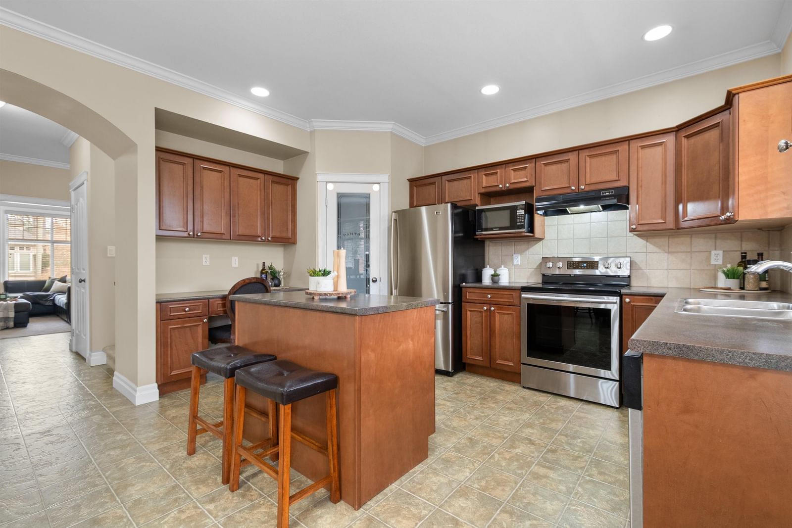 Listing Image 9