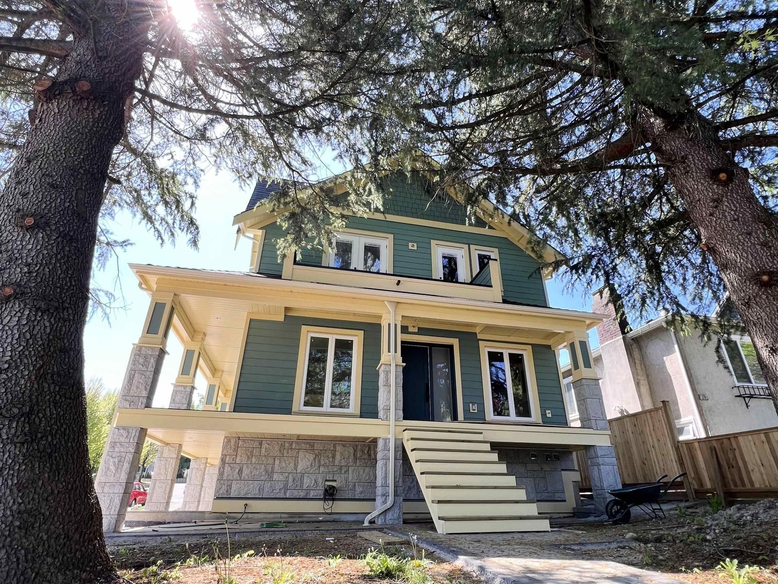 Listing Image 12