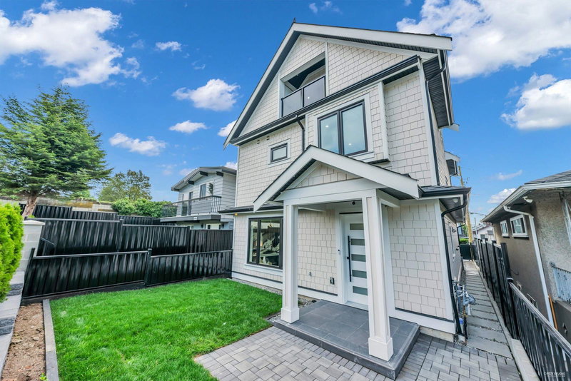 2 - 3344 Adanac Street, Vancouver, V5K 2P3 | Image 2