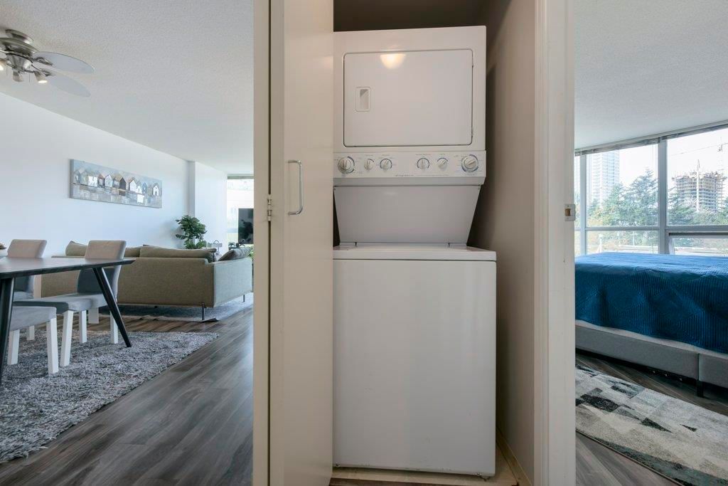 Listing Image 18